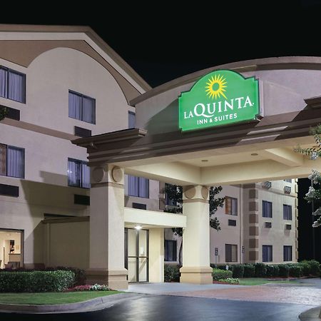 La Quinta By Wyndham Jackson Airport Hotel Pearl Bagian luar foto