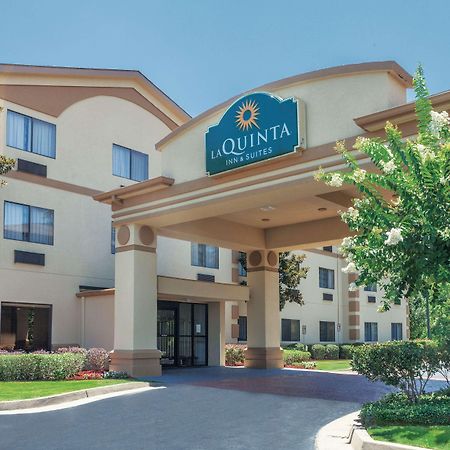 La Quinta By Wyndham Jackson Airport Hotel Pearl Bagian luar foto